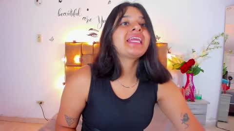 megan white 01  online show from September 2025 07:48:01 PM