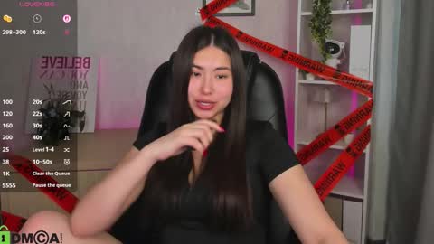 Megan online show from October 2025 09:13:01 AM