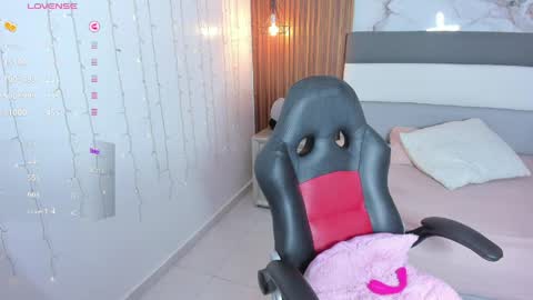 Megan  online show from April 2026 12:43:01 PM