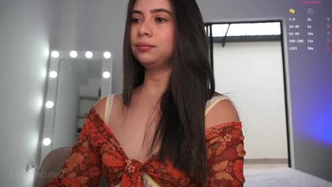 Luz -----OF mgluz2--- Next stream 1122024 1400Colombian time online show from January 2025 06:48:01 PM