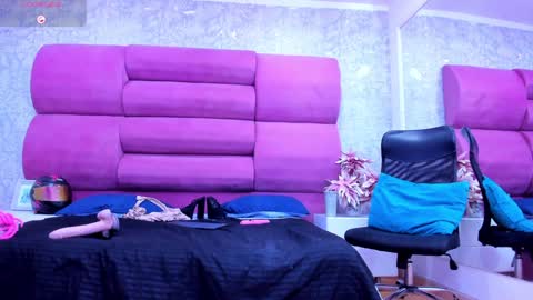 Snapshot of meganfoxxi_ chatting on January 2025 12:17:01 AM MeganFOXXI online show from January 2025 12:17:01 AM