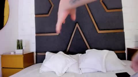 Megan Hofman online show from October 2025 11:33:02 AM