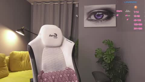 MeganieX online show from December 2024 05:29:02 AM