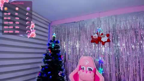 Snapshot of megankitty666 chatting on December 2024 10:57:02 PM Megan online show from December 2024 10:57:02 PM