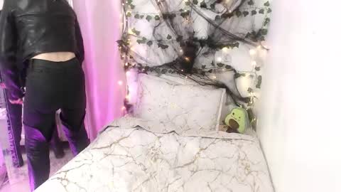 MEGAN online show from October 2025 11:05:01 PM