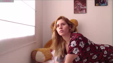 Snapshot of meganlk chatting on February 2026 03:45:02 PM MEGAN online show from February 2026 03:45:02 PM