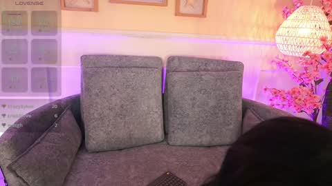 Megan Lowell online show from April 2026 07:14:01 PM