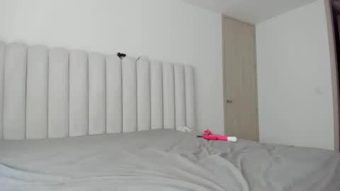 meganmir1 online show from February 2026 05:45:02 PM