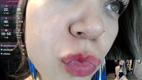 Snapshot of megann_hill chatting on January 2025 07:31:02 PM Megan online show from January 2025 07:31:02 PM