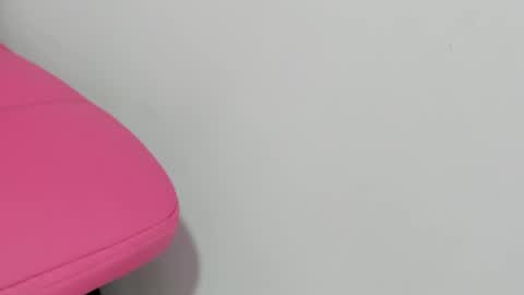 Megann Noa  online show from November 2025 07:26:01 PM