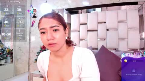 Megan  online show from December 2025 01:05:02 PM