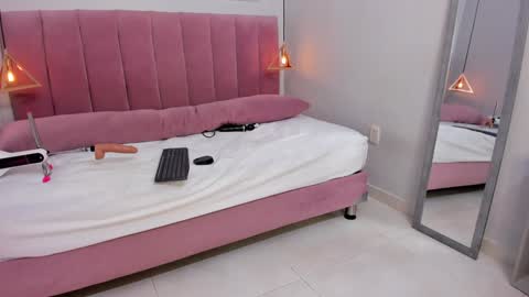 Megan  online show from January 2025 01:11:01 AM