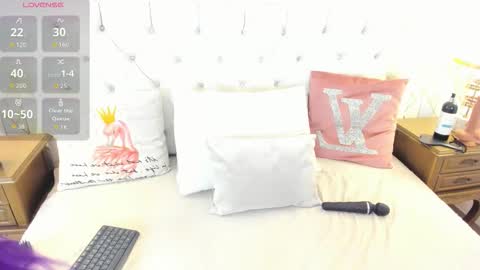 Megan online show from September 2025 12:09:02 PM