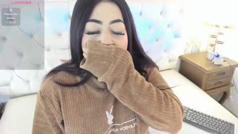 Megan online show from October 2025 11:52:02 AM