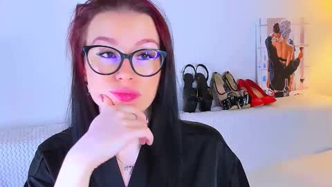 Megan online show from December 2025 07:53:02 PM