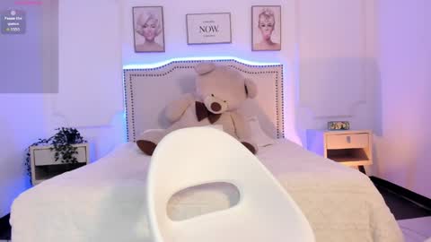 meganswet_ online show from April 2026 07:40:02 PM