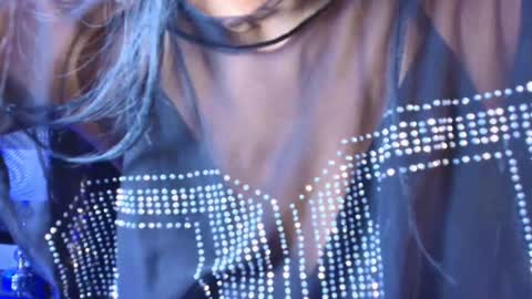 meggan online show from November 2025 04:44:02 AM