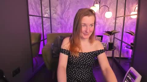 Meggy online show from December 2025 01:51:02 PM