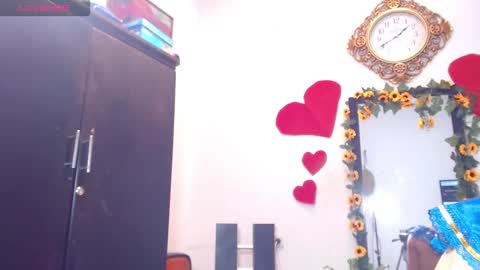  MEGHAN  online show from October 2025 06:10:02 PM