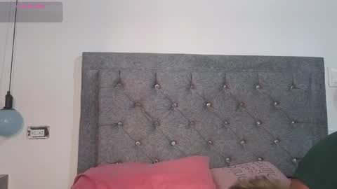 Meghan  online show from December 2025 07:55:01 PM