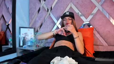 meghanqueen__ online show from April 2026 05:36:01 AM