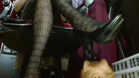 Goddess Sara online show from May 2026 04:14:01 PM