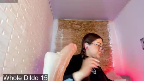 MELISSA online show from October 2025 11:44:02 AM