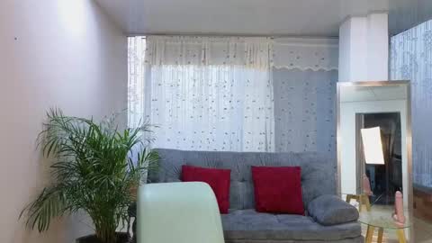 Mei online show from February 2025 10:31:02 PM