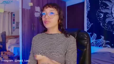 Melissa  -  -  Please help me to reach 100 thumbs up online show from April 2026 01:19:01 AM