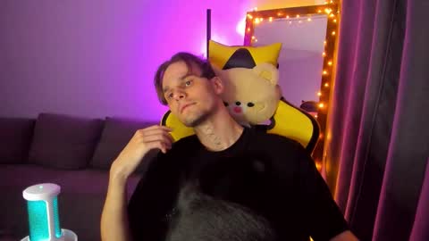 MelKallen online show from September 2025 03:25:01 PM