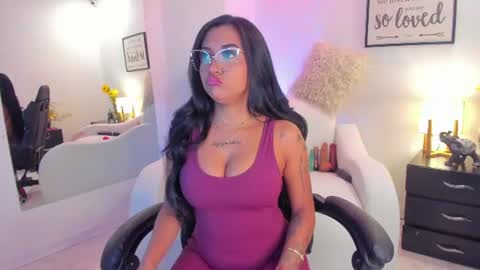 melan_owen online show from July 2026 11:05:02 AM