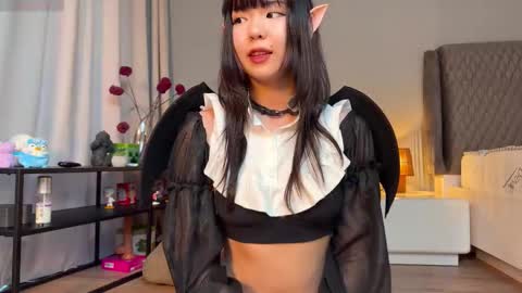 Melana online show from October 2025 11:33:02 AM