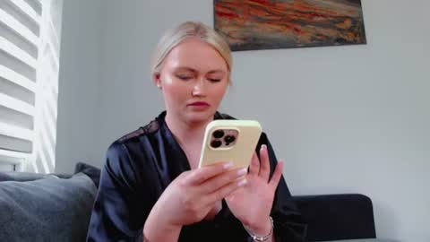 Snapshot of melani_a chatting on July 2026 12:11:02 PM Melania online show from July 2026 12:11:02 PM