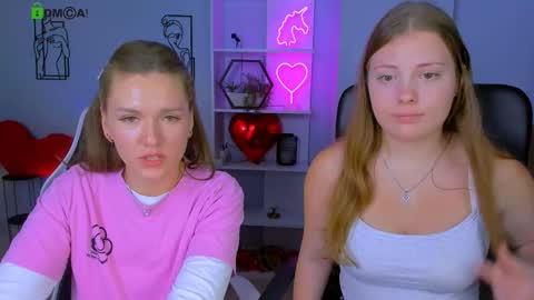 melani_bumm online show from October 2025 12:28:01 PM