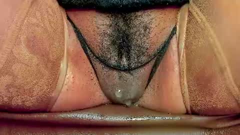 Snapshot of melania_browis chatting on July 2026 05:06:02 PM Melania online show from July 2026 05:06:02 PM