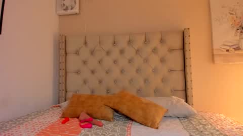 melania_xtreme online show from December 2025 01:57:02 AM