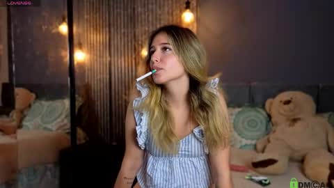 Melanie Baez online show from May 2026 02:47:02 PM