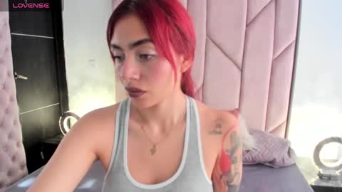 Melanie roux  online show from November 2025 12:16:02 PM