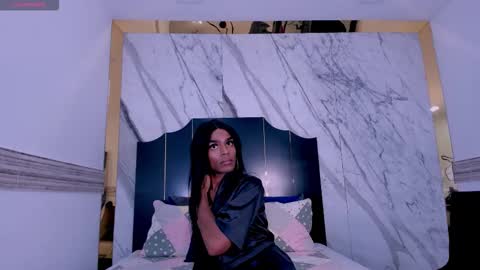 MELANIE online show from December 2025 07:28:01 AM