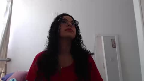 Melanie online show from September 2025 03:22:02 PM