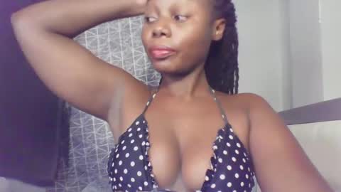 Snapshot of melanin_sassy96 chatting on December 2024 03:15:01 AM bad lil shawry online show from December 2024 03:15:01 AM