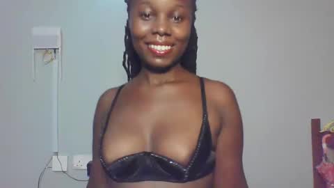 Snapshot of melanin_sassy96 chatting on December 2024 06:30:02 PM bad lil shawry online show from December 2024 06:30:02 PM