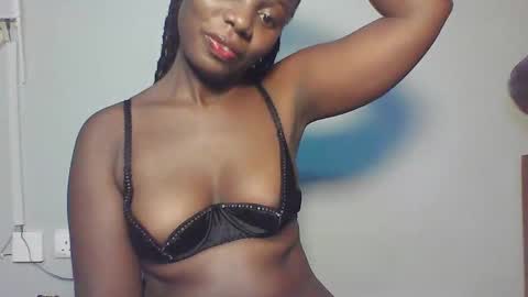 Snapshot of melanin_sassy96 chatting on December 2024 01:53:01 AM bad lil shawry online show from December 2024 01:53:01 AM