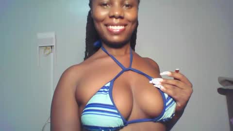 Snapshot of melanin_sassy96 chatting on December 2024 02:12:01 AM bad lil shawry online show from December 2024 02:12:01 AM