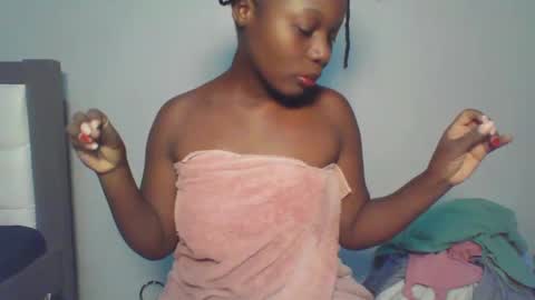 Snapshot of melanin_sassy96 chatting on January 2025 09:40:01 PM bad lil shawry online show from January 2025 09:40:01 PM