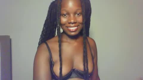 Snapshot of melanin_sassy96 chatting on January 2025 03:36:02 PM bad lil shawry online show from January 2025 03:36:02 PM