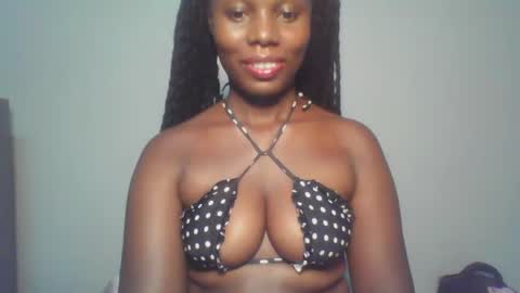Snapshot of melanin_sassy96 chatting on January 2025 02:14:01 AM bad lil shawry online show from January 2025 02:14:01 AM