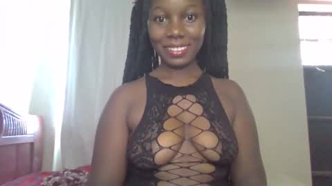 Snapshot of melanin_sassy96 chatting on February 2025 07:07:01 AM bad lil shawry online show from February 2025 07:07:01 AM