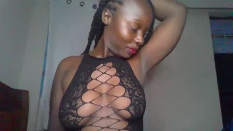 Snapshot of melanin_sassy96 chatting on February 2025 04:01:02 PM bad lil shawry online show from February 2025 04:01:02 PM