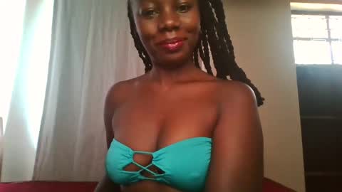 Snapshot of melanin_sassy96 chatting on March 2025 07:26:02 AM bad lil shawry online show from March 2025 07:26:02 AM